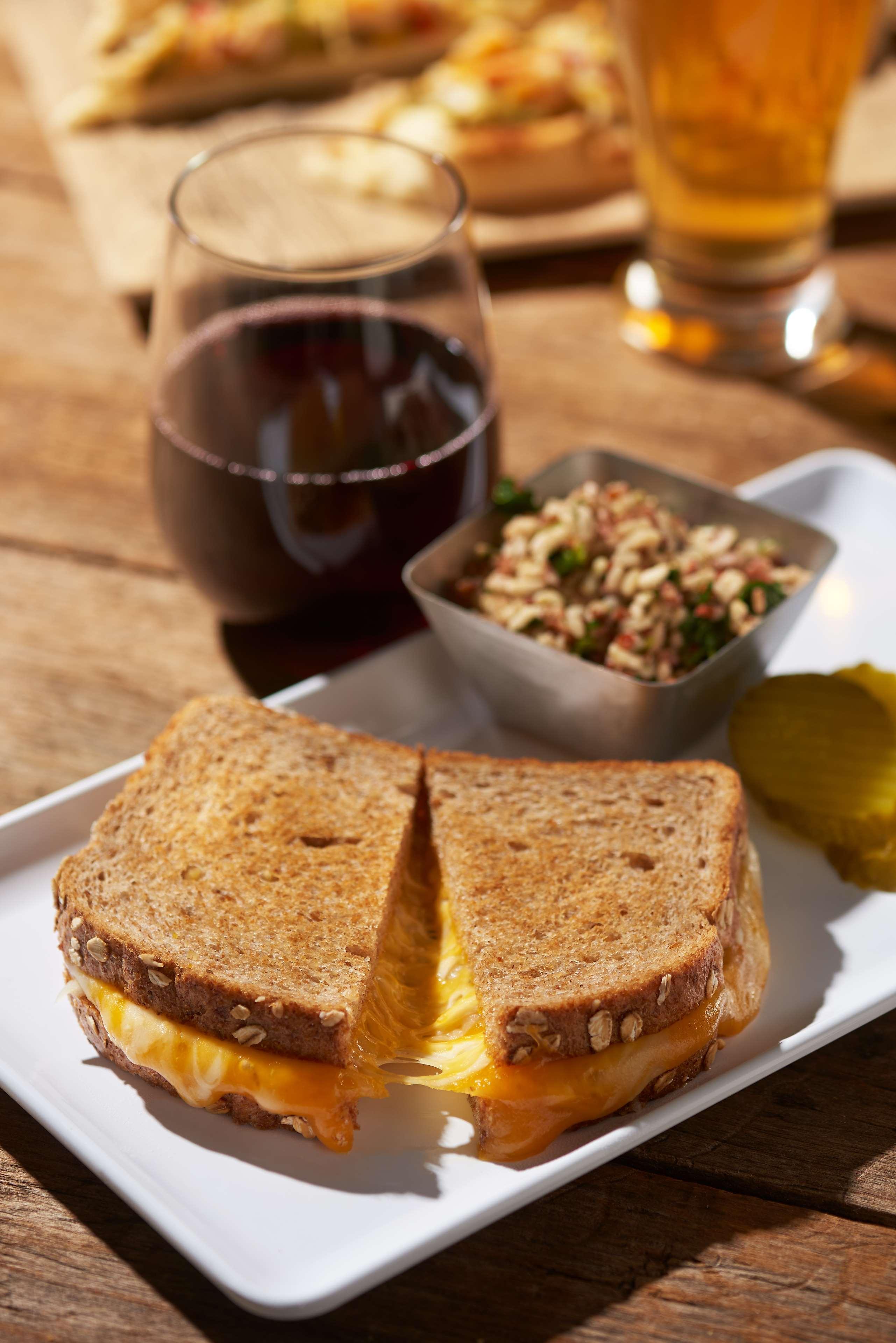Hyatt Place Kansas City Lenexa City Center מראה חיצוני תמונה