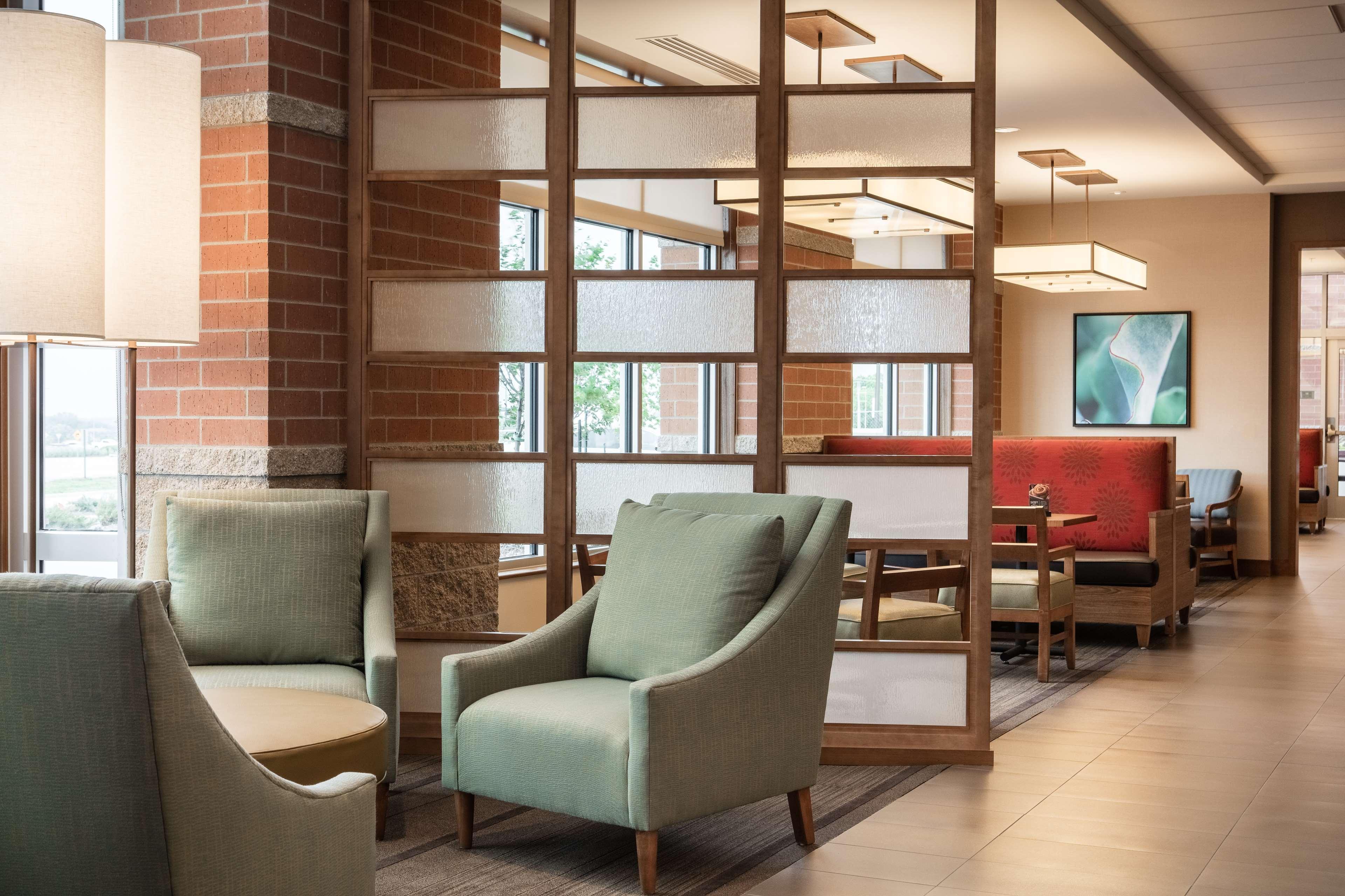Hyatt Place Kansas City Lenexa City Center מראה חיצוני תמונה