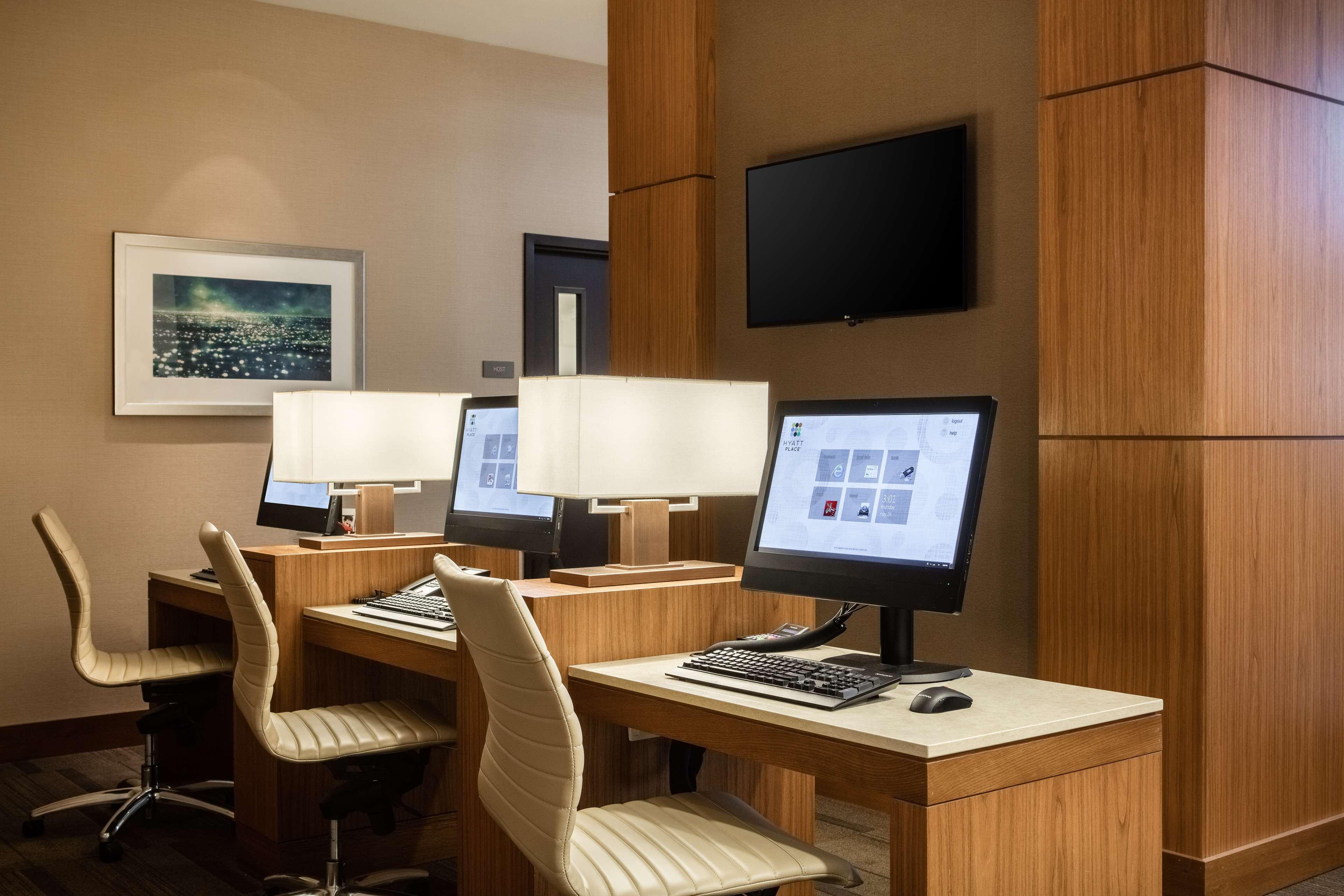 Hyatt Place Kansas City Lenexa City Center מראה חיצוני תמונה