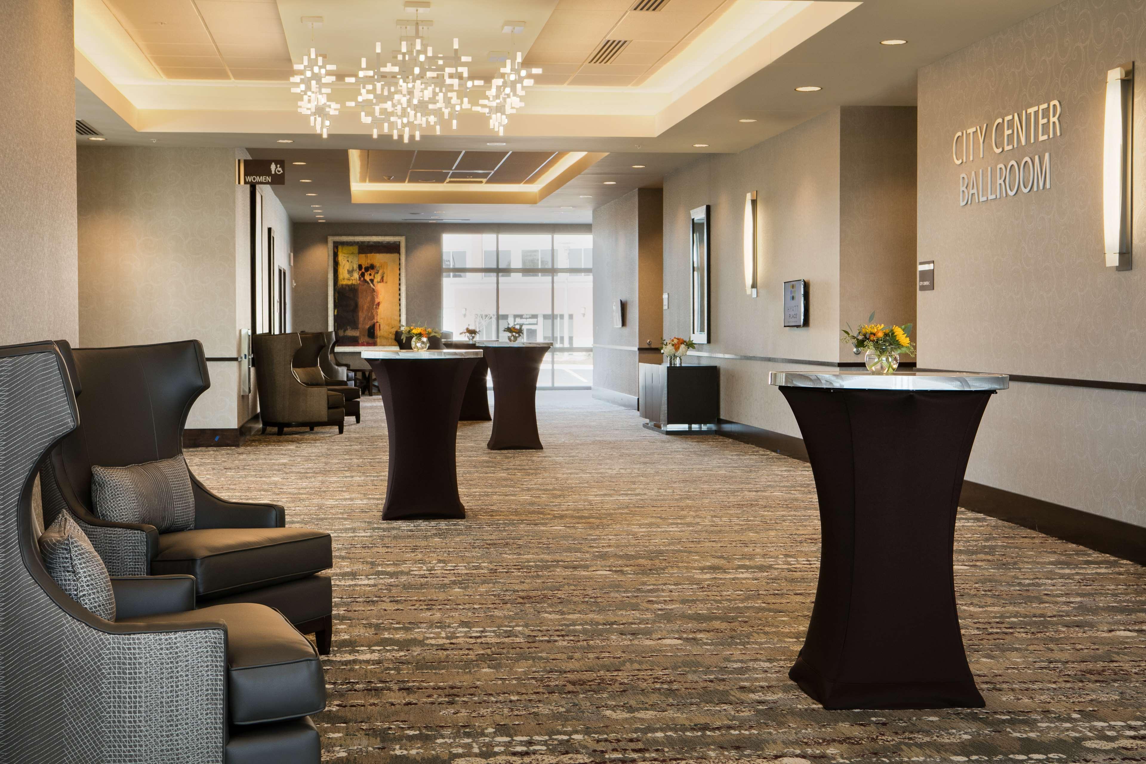 Hyatt Place Kansas City Lenexa City Center מראה חיצוני תמונה
