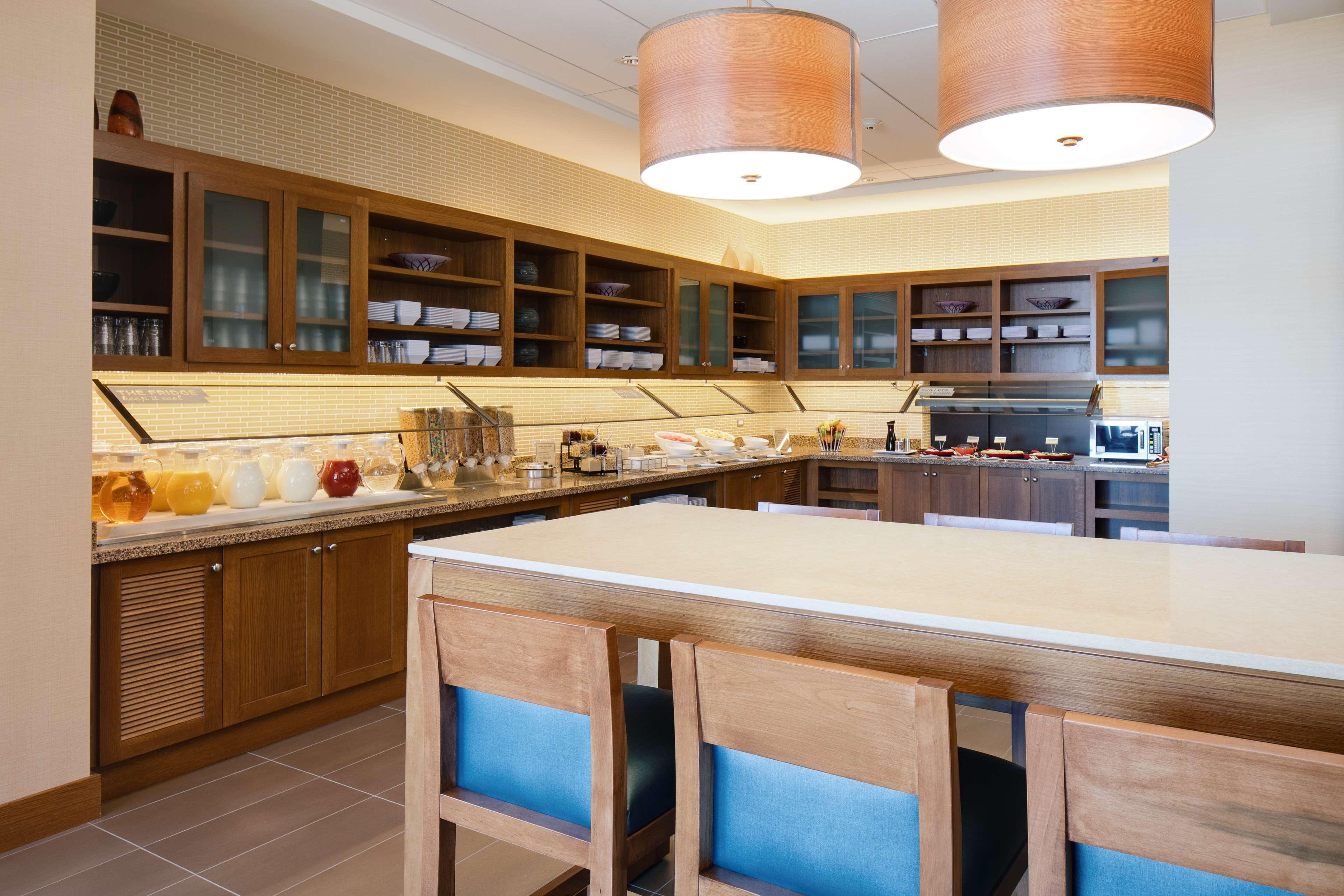 Hyatt Place Kansas City Lenexa City Center מראה חיצוני תמונה