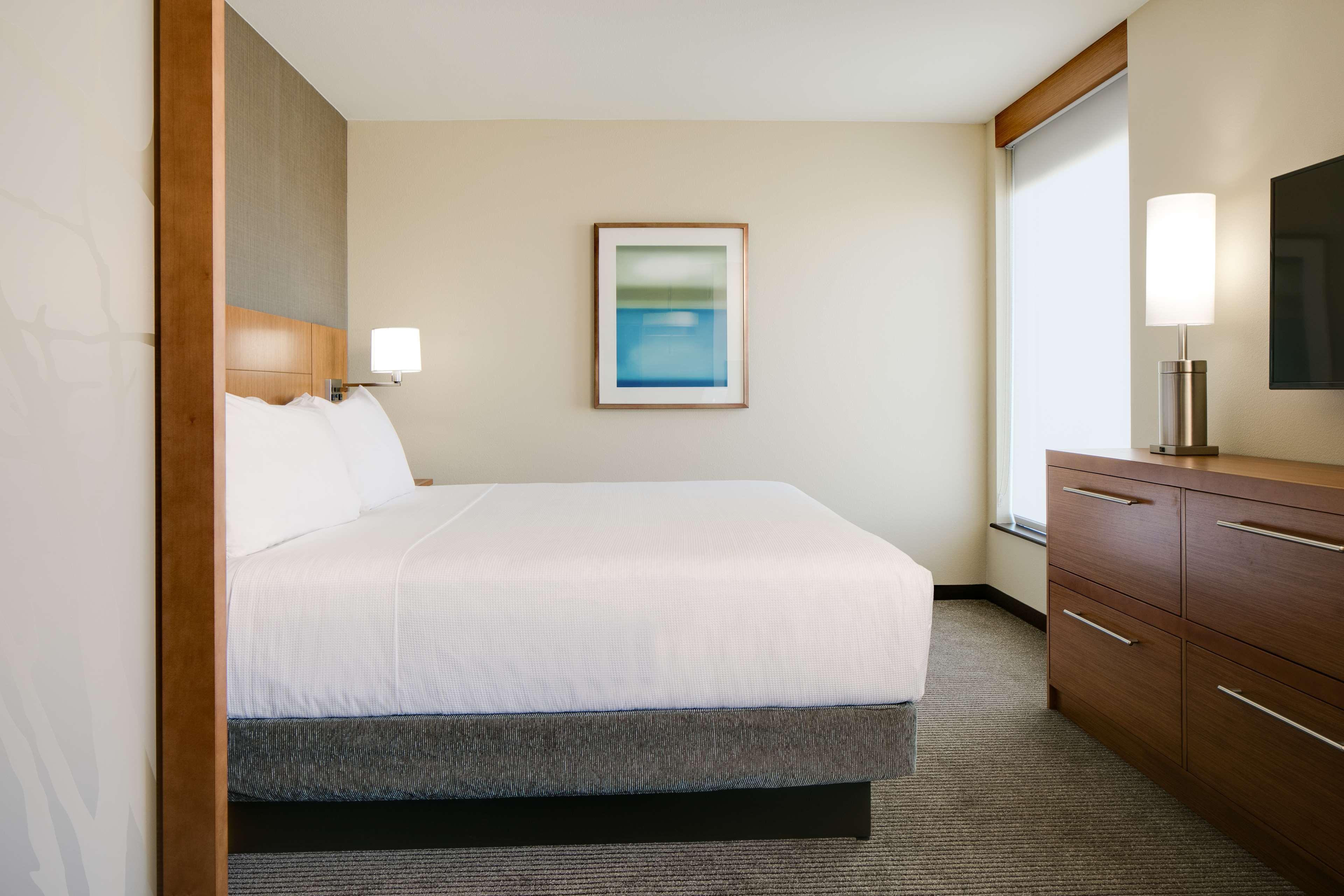 Hyatt Place Kansas City Lenexa City Center מראה חיצוני תמונה